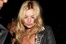 Kate Moss bleibt zugeknöpft