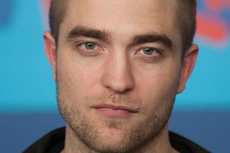 Robert Pattinson: Mit Papa in den Sex-Club?