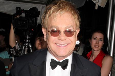 Elton John geht es 