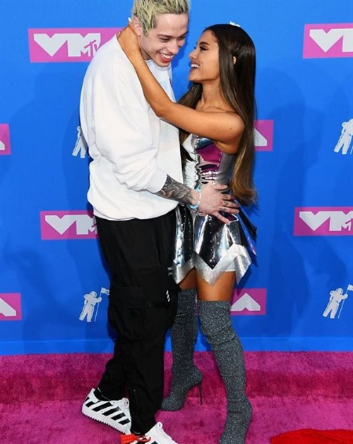 Ariana Grande mit Pete Davidson