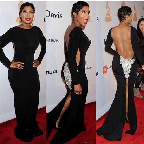 Toni Braxton bei Pre-Grammy Party hinten ohne